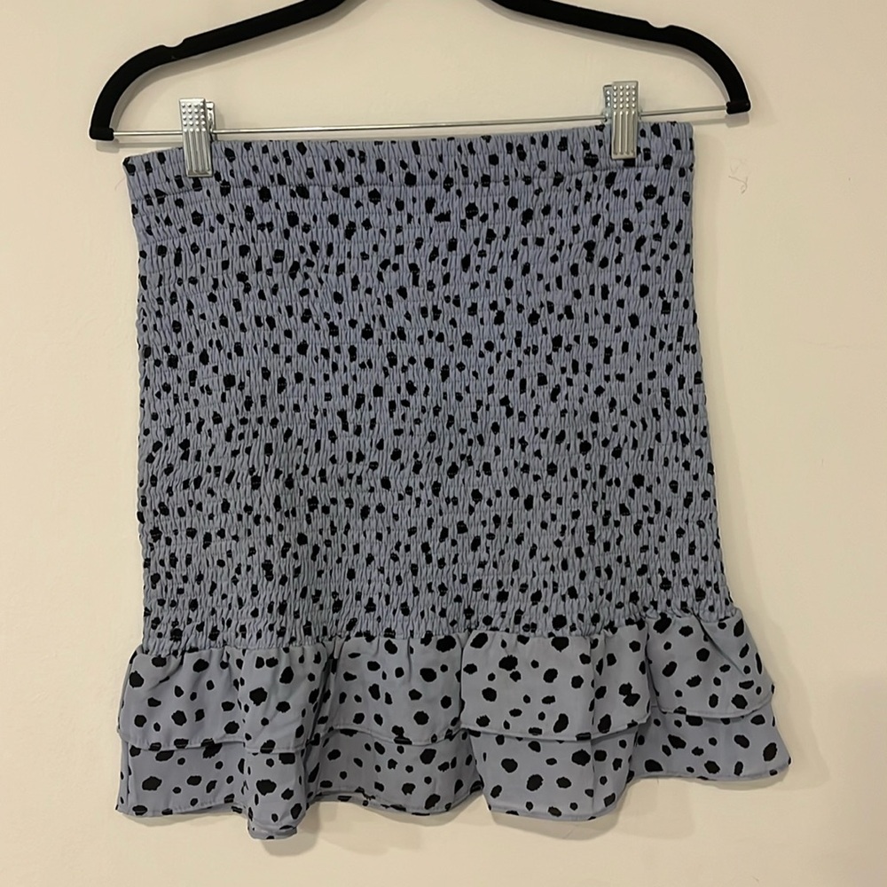 Tight mini scrunched skirt with 2 ruffled layers size medium from Story On